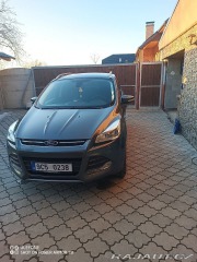 Ford Kuga 2,0 4×4, 132 kw Titaniu 2015