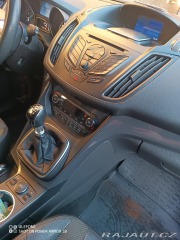 Ford Kuga 2,0 4×4, 132 kw Titaniu 2015