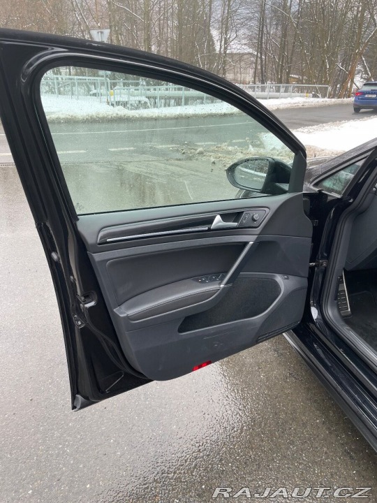 Volkswagen Golf 1,4   GTE Benzin-Hibrid 2015