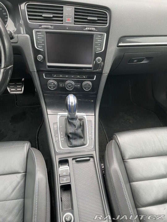 Volkswagen Golf 1,4   GTE Benzin-Hibrid 2015