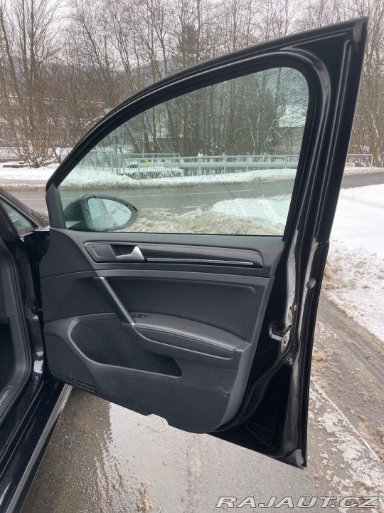 Volkswagen Golf 1,4   GTE Benzin-Hibrid 2015