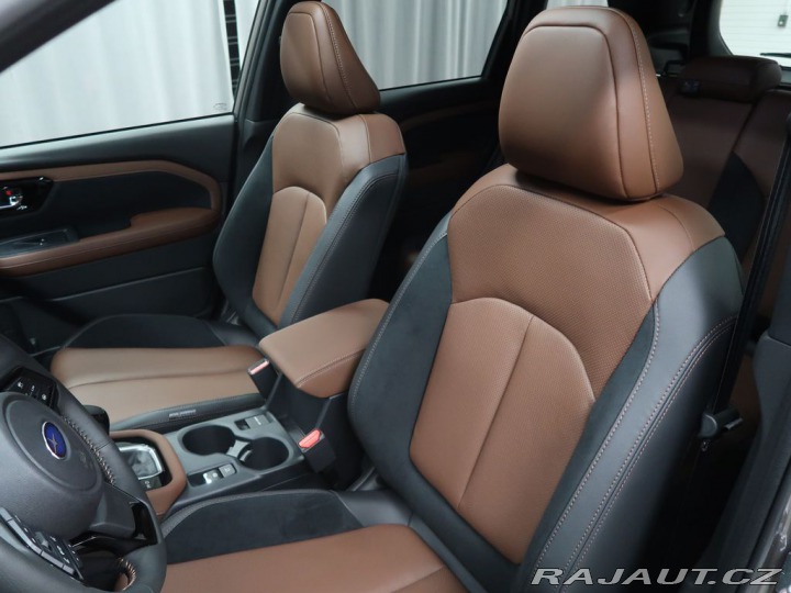 Subaru Forester TOURING 4X4. 2026