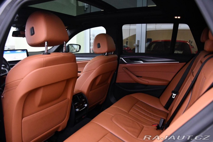 BMW 5 530d xD M-SPORT REZERVACE 2021