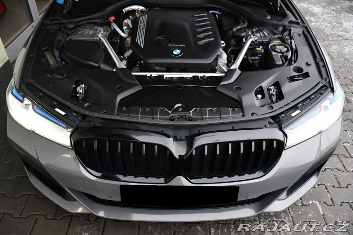 BMW 5 530d xD M-SPORT REZERVACE 2021