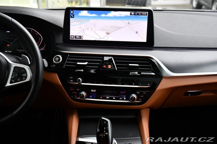 BMW 5 530d xD M-SPORT REZERVACE 2021