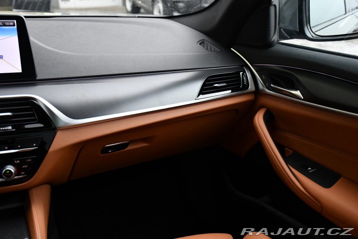 BMW 5 530d xD M-SPORT TAŽNÉ ČR 2021