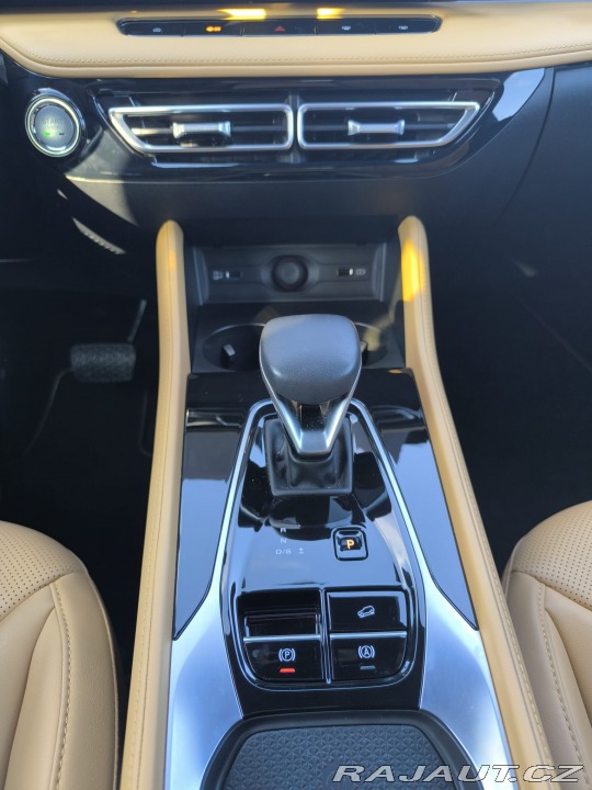 MG Ostatní modely HS 1.5T AT EXCLUSIVE 2025