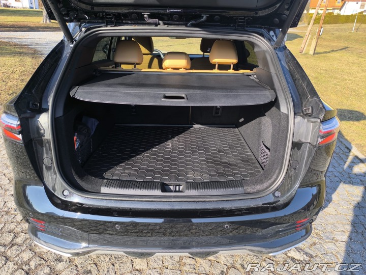 MG Ostatní modely HS 1.5T AT EXCLUSIVE 2025