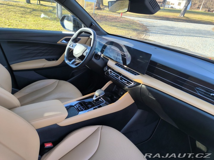 MG Ostatní modely HS 1.5T AT EXCLUSIVE 2025