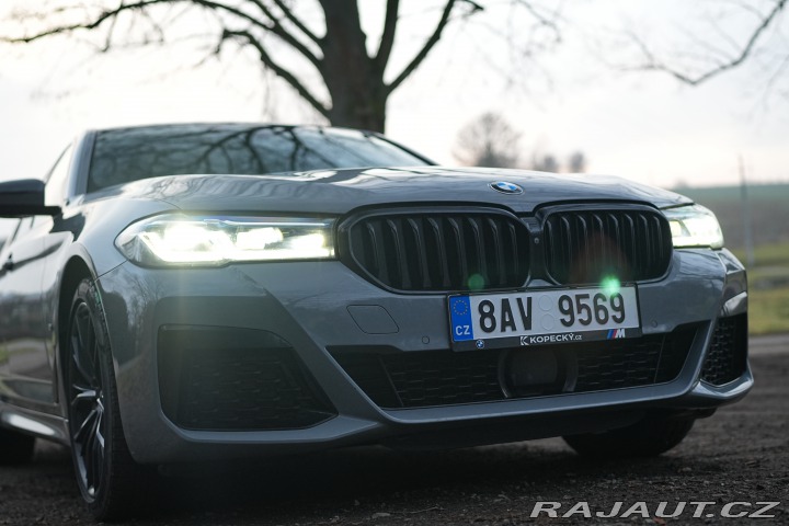 BMW 5 540xD M-Sport|2x sada kol 2021