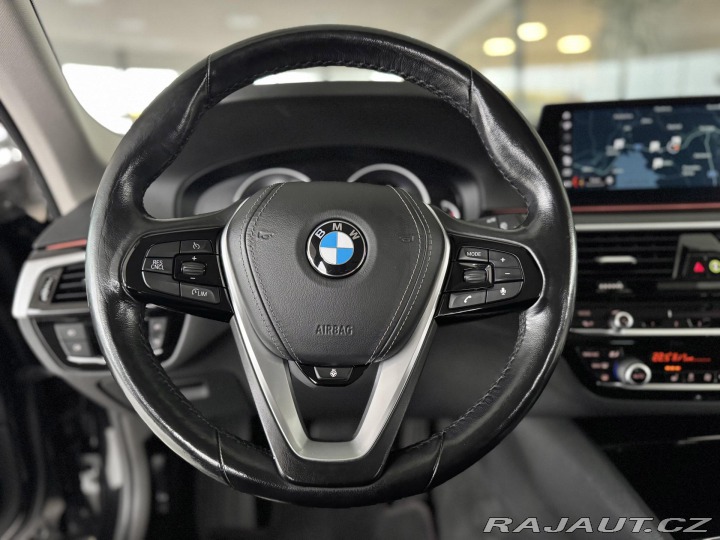 BMW 5 520d SportLine*Webasto*Ta 2018