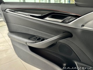 BMW 5 520d SportLine*Webasto*Ta 2018