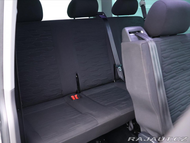 Volkswagen Caravelle 2,0 TDI 110 kW CZ 2020