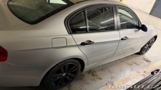 BMW 3 2,0   320i (110kw/150koni 1800