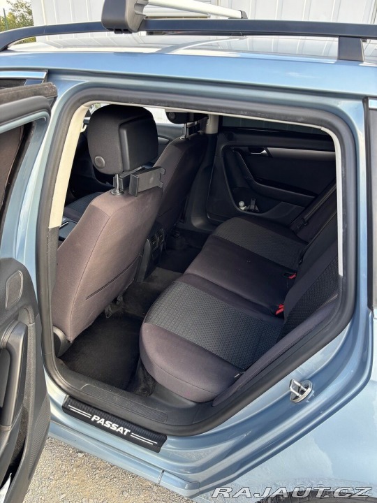 Volkswagen Passat 2,0   b7 TDI 2013