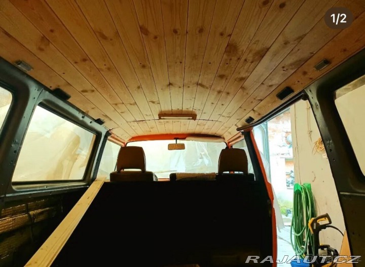 Volkswagen Transporter 2,0   t3 bus CU vzducháč 1982