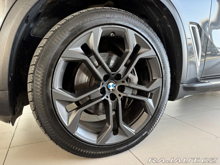 BMW X5 40i xDrive*INDIVIDUAL*Web 2021