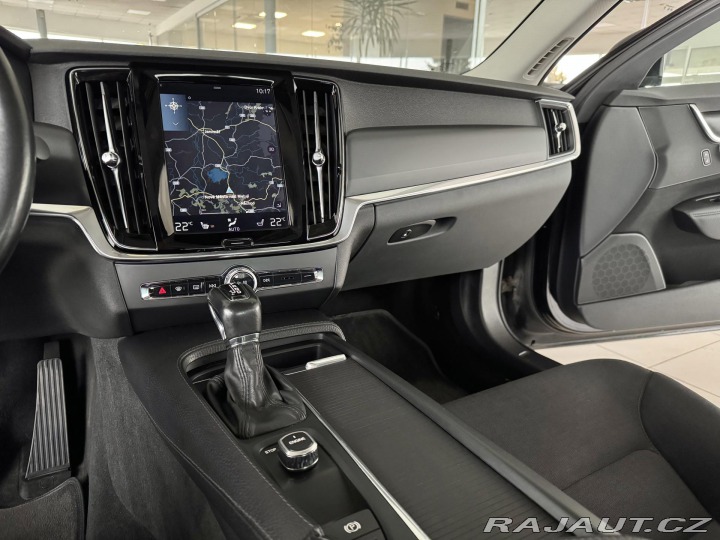 Volvo S90 D4 Aut*140kW*LED*REZERVAC 2017