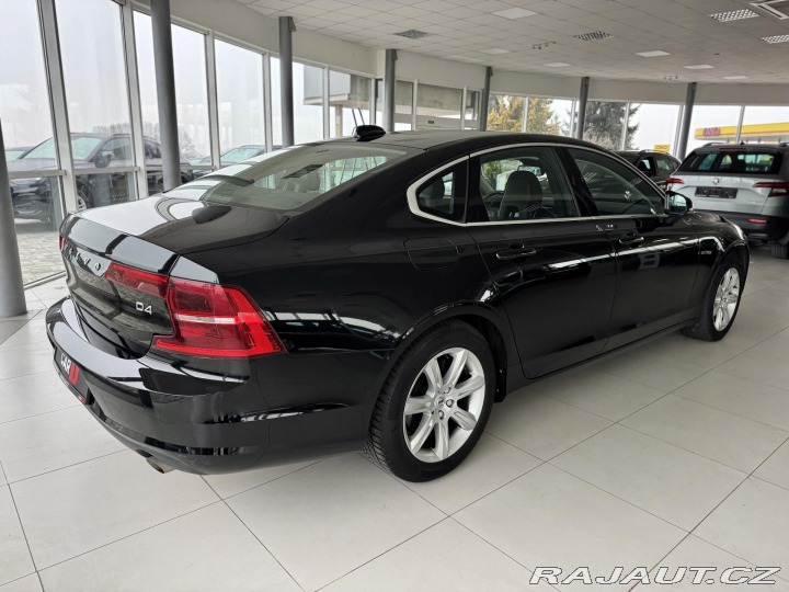 Volvo S90 D4 Aut*140kW*LED*REZERVAC 2017