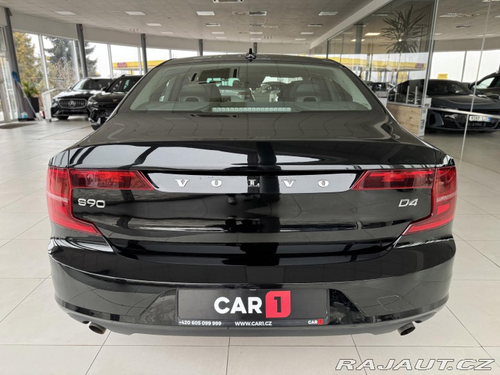 Volvo S90 D4 Aut*140kW*LED*REZERVAC 2017