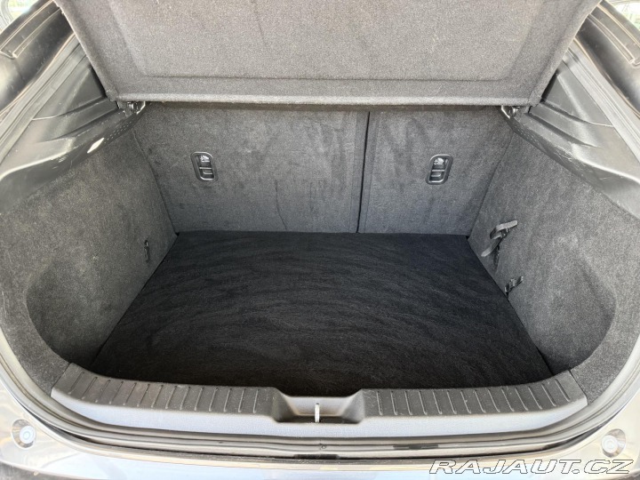 Mazda CX-30 2,0 SKYACTIV-G Aut*PlnáVý 2019