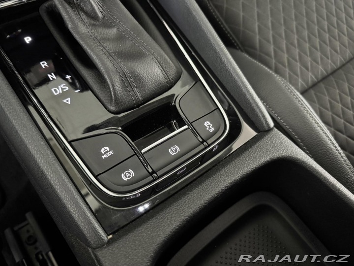 Škoda Karoq 1,6TDI DSG*STYLE*REZERVAC 2019