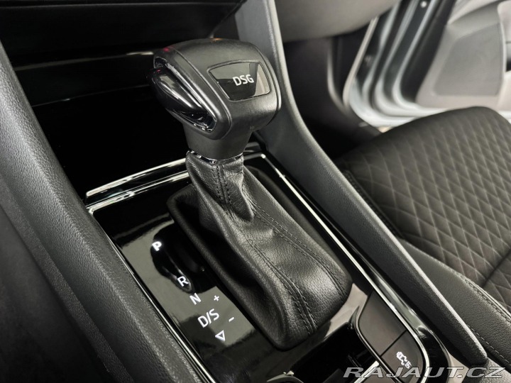 Škoda Karoq 1,6TDI DSG*STYLE*Webasto* 2019