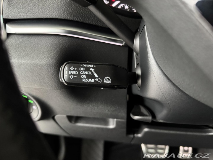 Škoda Karoq 1,6TDI DSG*STYLE*Webasto* 2019