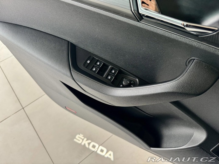 Škoda Karoq 1,6TDI DSG*STYLE*REZERVAC 2019