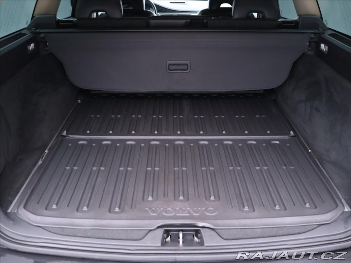 Volvo XC70 2,4 D5 135kW Tempomat AWD 2008