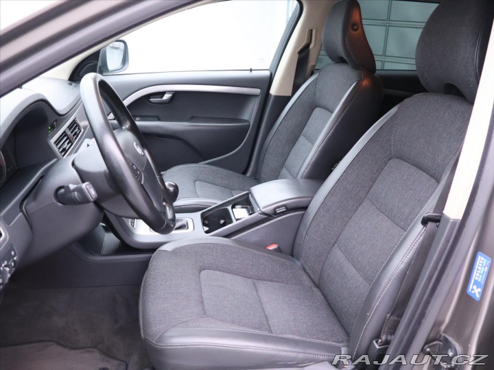 Volvo XC70 2,4 D5 135kW Tempomat AWD 2008