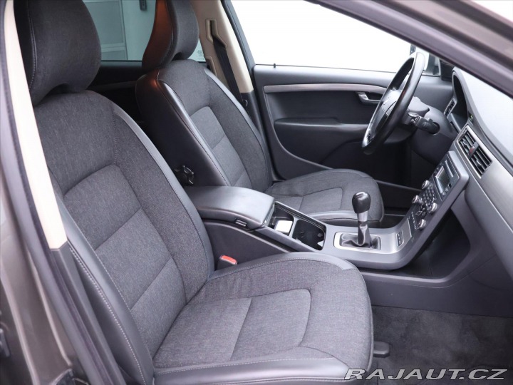 Volvo XC70 2,4 D5 135kW Tempomat AWD 2008