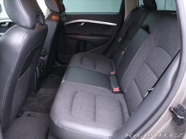 Volvo XC70 2,4 D5 135kW Tempomat AWD 2008