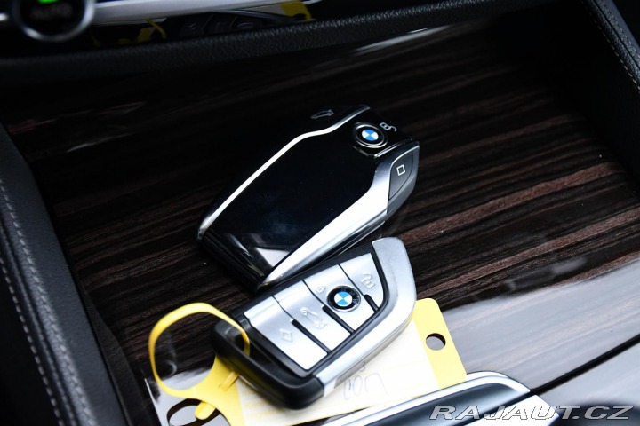 BMW 5 530d LUXURY LINE ČR 1M 2x 2020