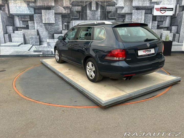 Volkswagen Golf 1.4TSi,90KW,VYHŘ.SEDADLA, 2009