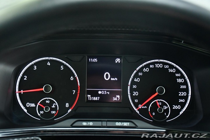 Volkswagen T-Roc 1.0TSi CARPLAY P.SENZORY 2019