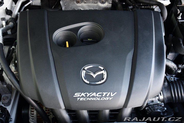 Mazda 3 2.0SKYACTIV-G ATTRACTION 2018