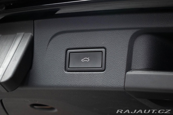 Volkswagen Touran 1.5 TSI REZERVACE 2024