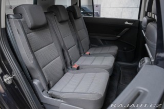 Volkswagen Touran 1.5 TSI *7.MÍST*WEBASTO*Č 2024