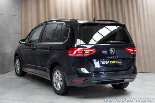 Volkswagen Touran 1.5 TSI *7.MÍST*WEBASTO*Č 2024