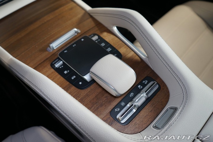 Mercedes-Benz GLS 580*4M*AMG*MEDIA*NEZ.TOP* 2025