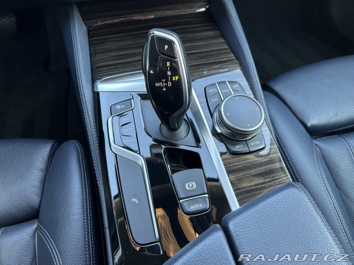 BMW 5 5540i xDrive Luxury Line 2017