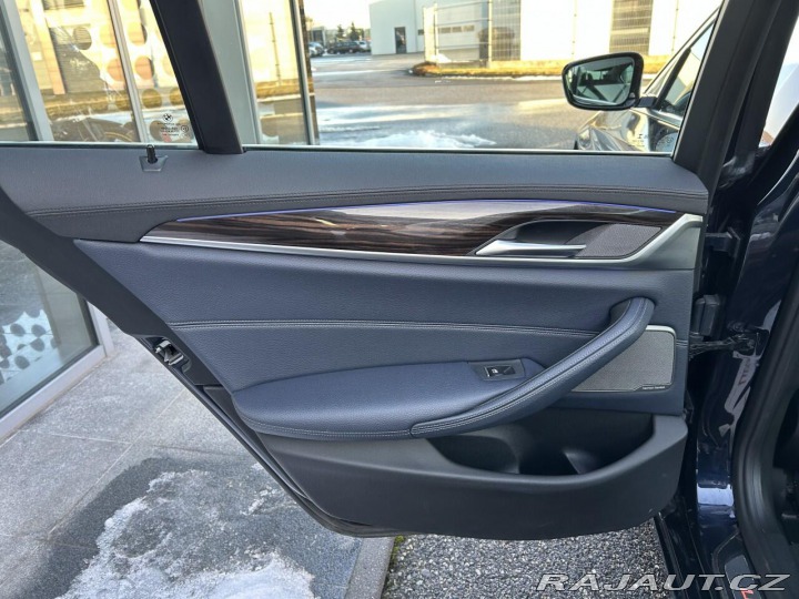 BMW 5 5540i xDrive Luxury Line 2017