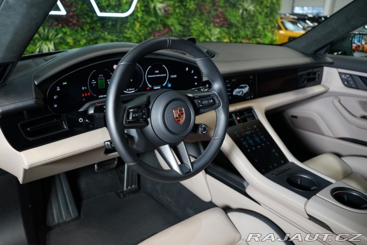 Porsche Taycan GTS*PANO*360*PCCB*PASS-DI 2025