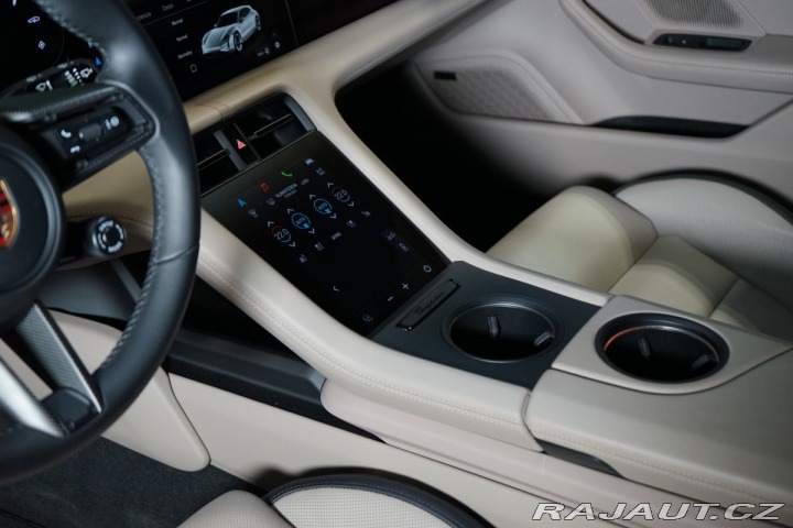 Porsche Taycan GTS*PANO*360*BOSE*PASS-DI 2025