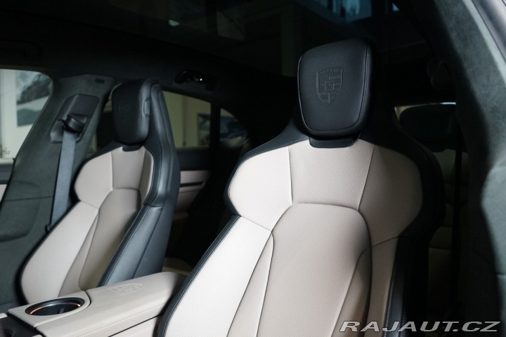 Porsche Taycan GTS*PANO*360*PCCB*PASS-DI 2025