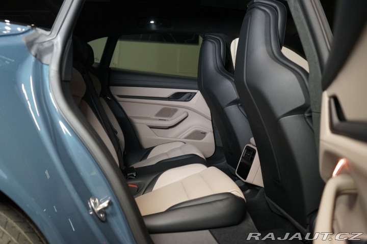 Porsche Taycan GTS*PANO*360*PCCB*PASS-DI 2025