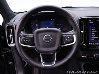 Volvo XC40 2,0 B4 145kW DCT Plus Dar 2022