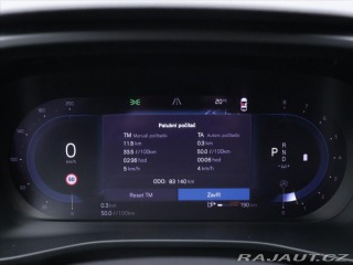 Volvo XC40 2,0 B4 145kW DCT Plus Dar 2022