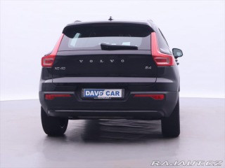 Volvo XC40 2,0 B4 145kW DCT Plus Dar 2022
